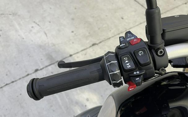 2024 BMW R 12 NINE T