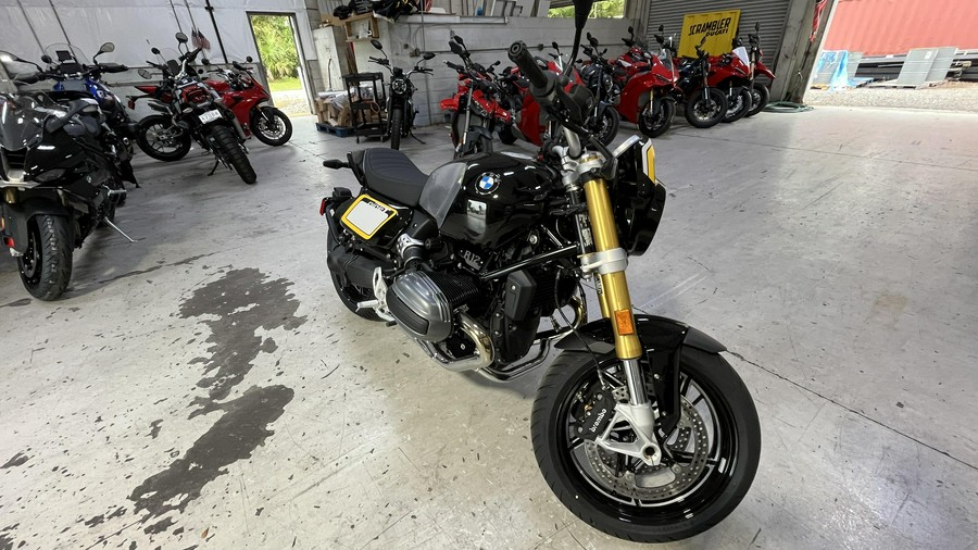 2024 BMW R 12 NINE T