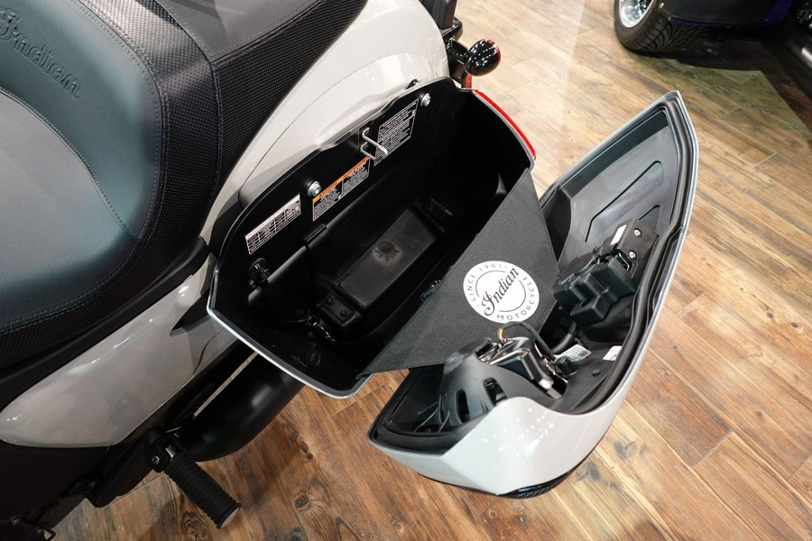 2026 Indian Motorcycle Chieftain® PowerPlus Dark Horse with 112 and PowerBand Audio Package