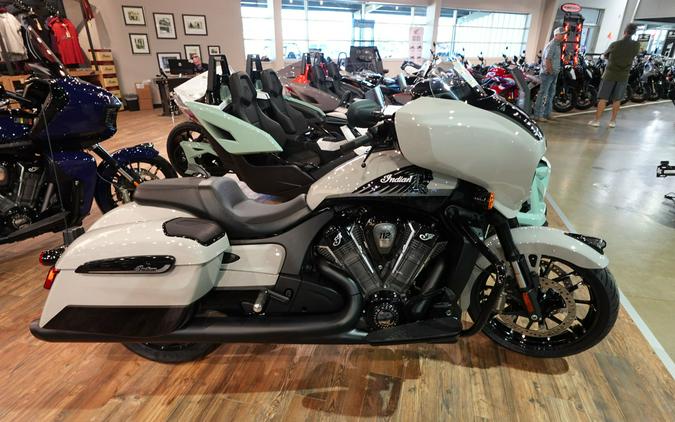 2026 Indian Motorcycle Chieftain® PowerPlus Dark Horse with 112 and PowerBand Audio Package