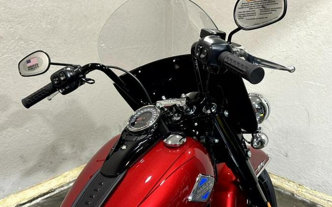 2026 Harley-Davidson® Heritage Classic® BRILLIANT RED W/ PINSTRIPE