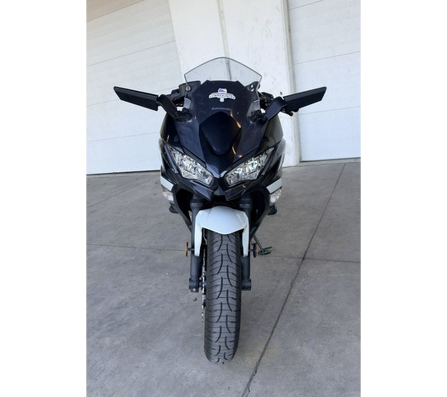 2022 Kawasaki Ninja 650 KRT Edition