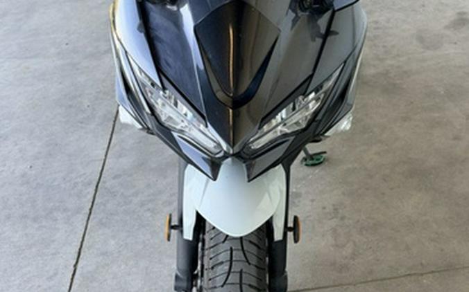 2022 Kawasaki Ninja 650 KRT Edition