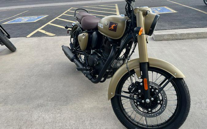 2024 Royal Enfield Classic 350 Signals Desert Sand