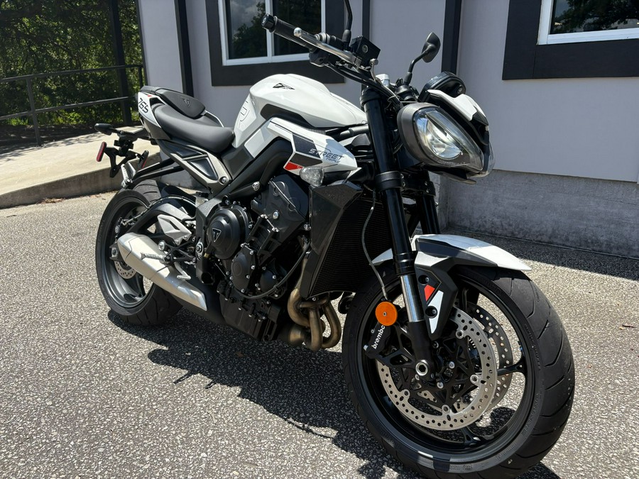 2025 Triumph Street Triple 765 R