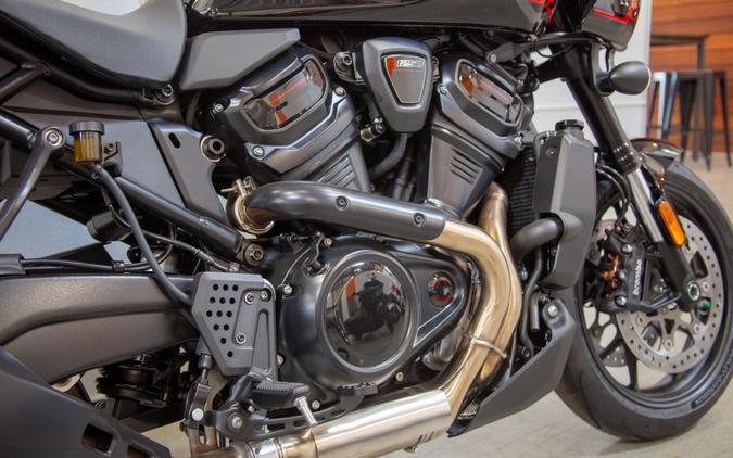 2025 Harley-Davidson® Pan America® 1250 ST
