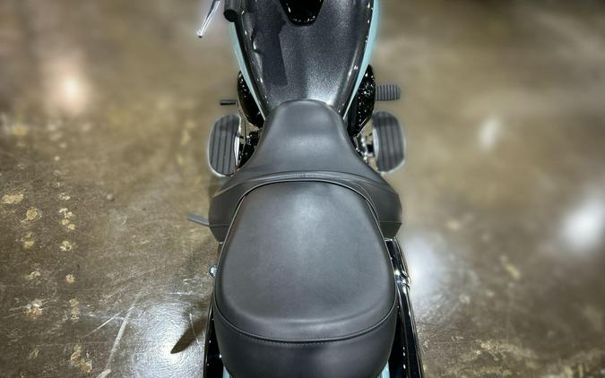 2025 Kawasaki VULCAN 900 CLASSIC