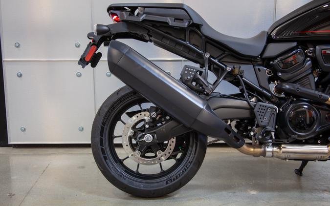 2025 Harley-Davidson® Pan America® 1250 ST