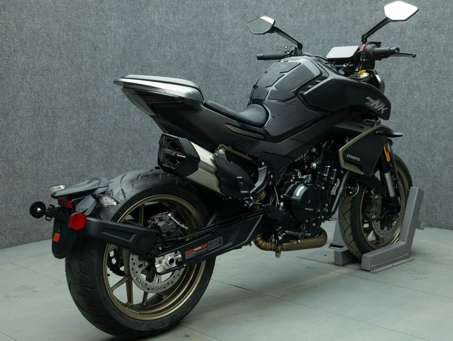 2024 CFMOTO IBEX 800NK W/ABS