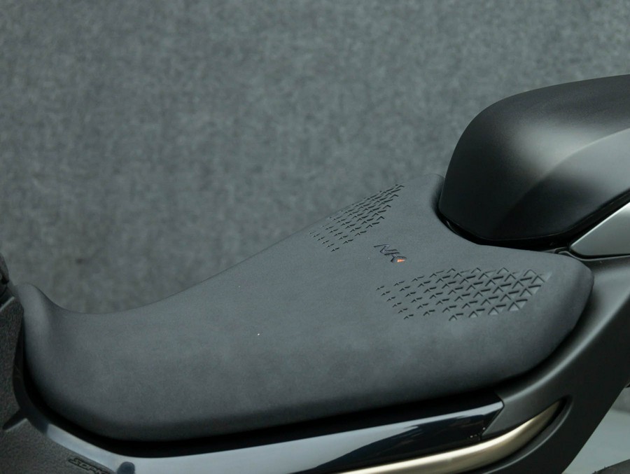 2024 CFMOTO IBEX 800NK W/ABS