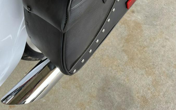 2023 Suzuki Boulevard C50T