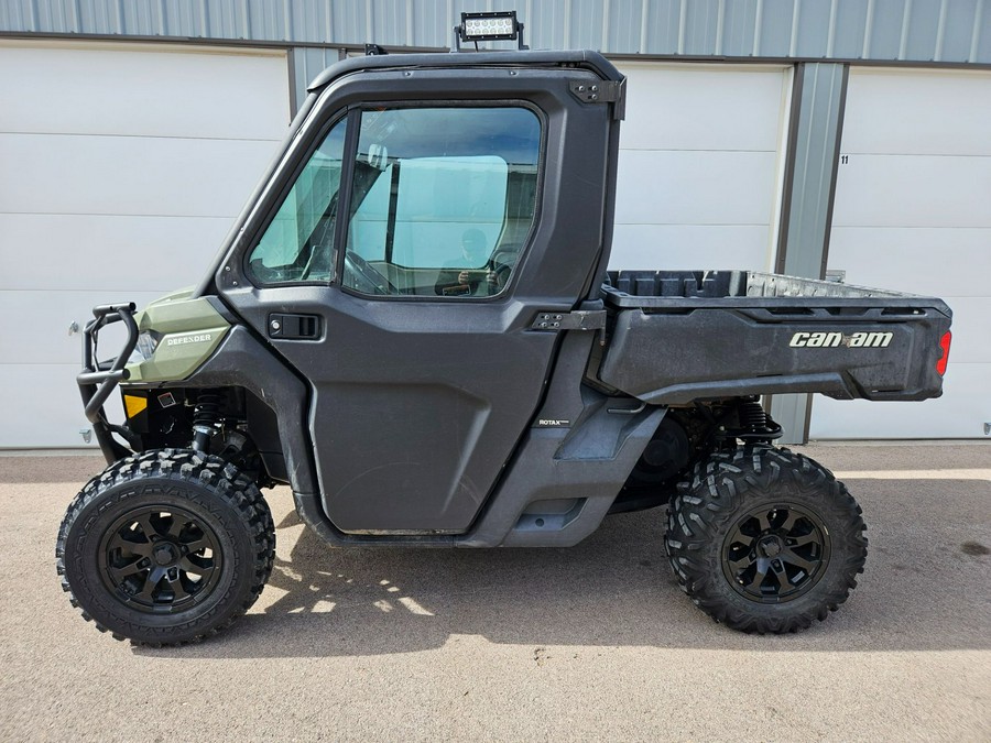 2021 Can-Am Defender DPS CAB HD8