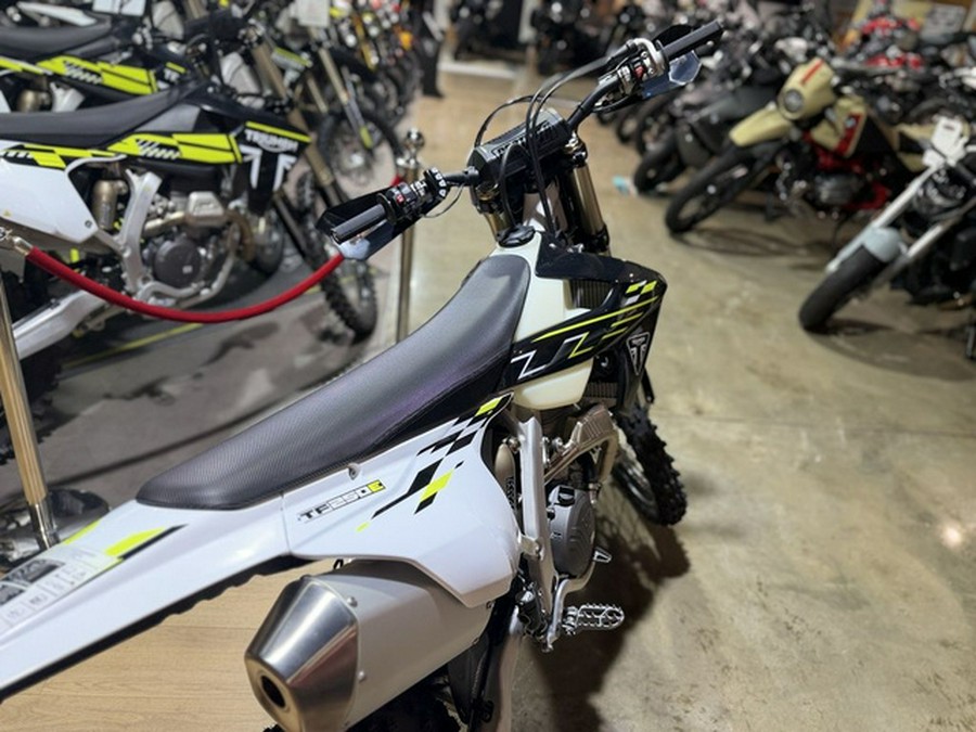 2026 Triumph TF 250-E Jet BlackPure White