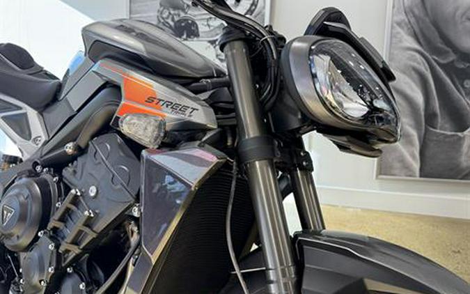 2025 Triumph Street Triple 765 RS