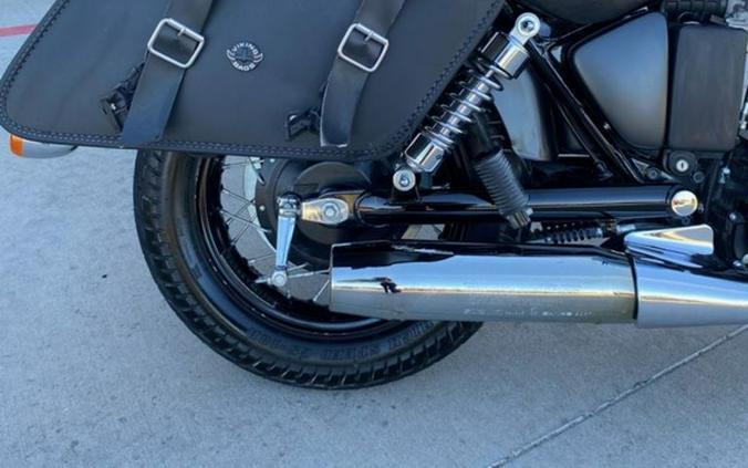 2019 Suzuki Boulevard S40