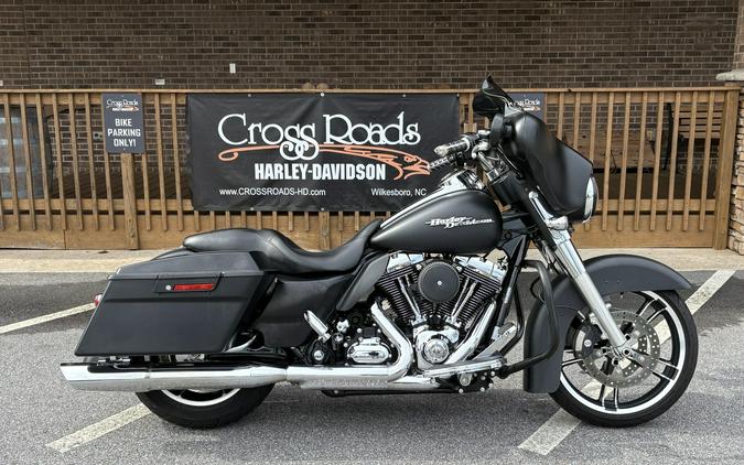 2010 Street Glide Black Denim