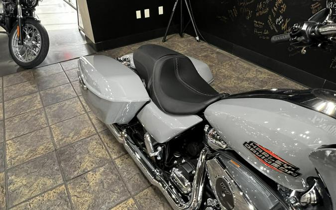 FLTRX 2025 Road Glide