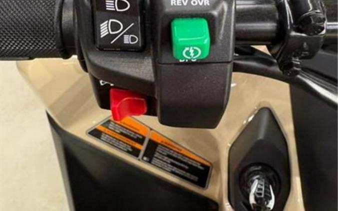 2026 Can-Am® Outlander Pro XU HD5