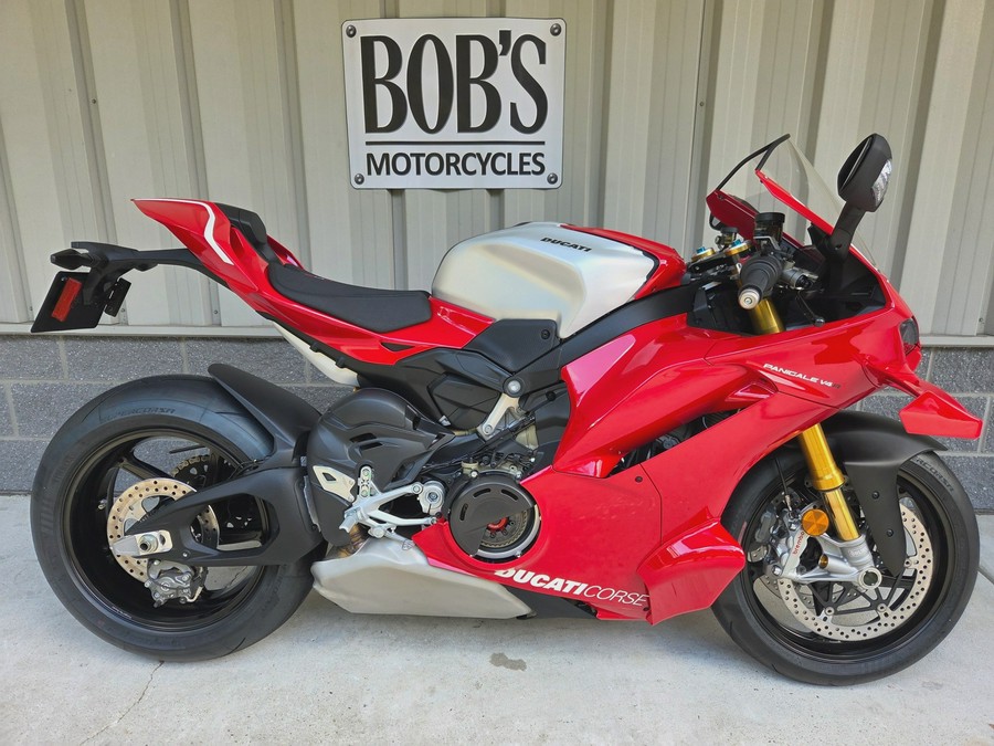 2026 DUCATI Panigale V4 R