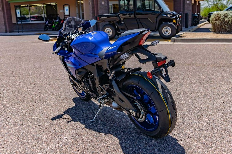 2024 Yamaha YZF-R1