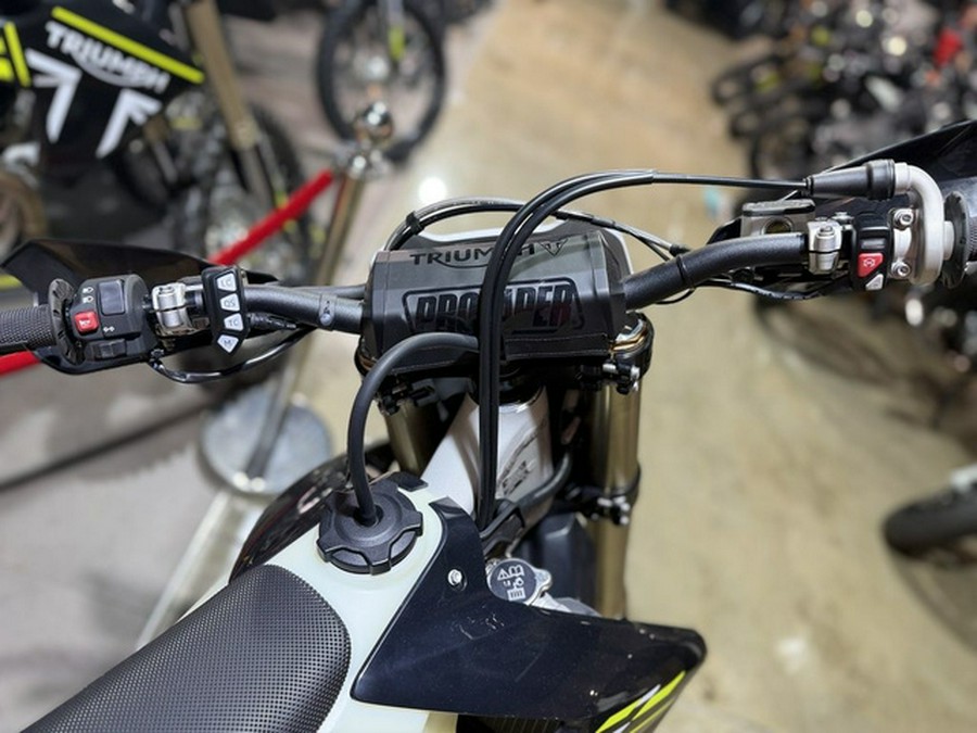 2026 Triumph TF 450-E Jet BlackPure White