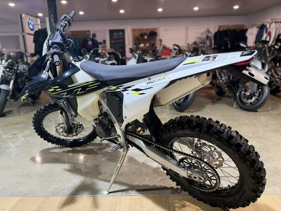 2026 Triumph TF 450-E Jet BlackPure White