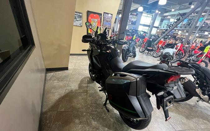 2025 Kawasaki Versys 1100 SE LT ABS