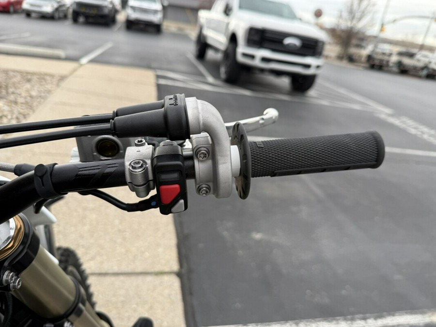 2025 Triumph TF 250-X