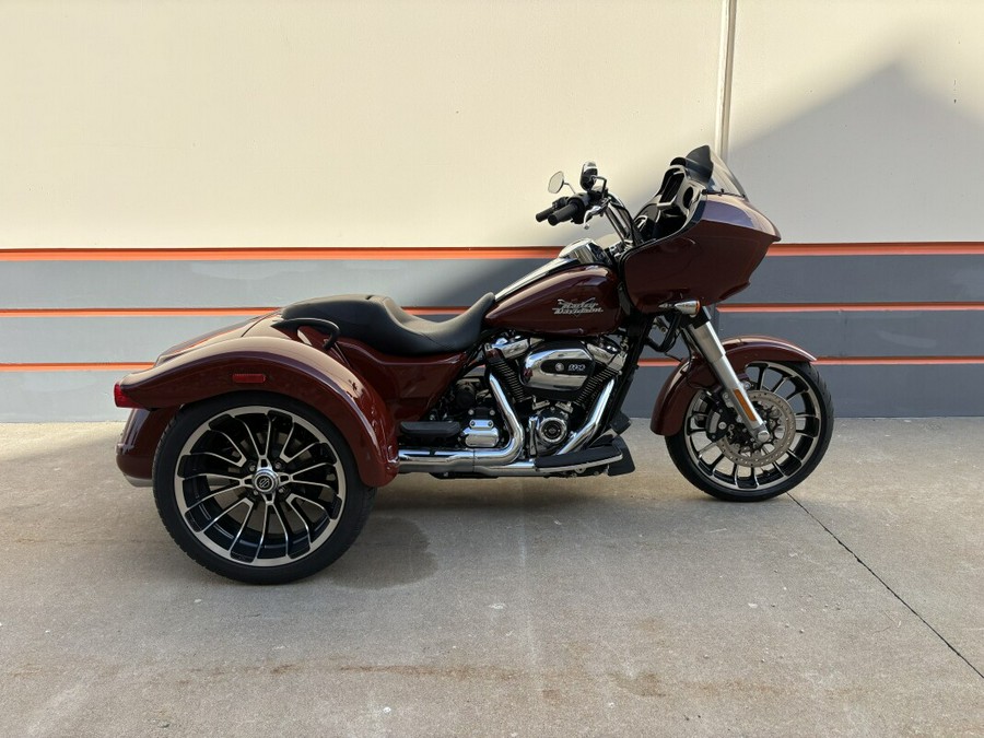 2024 Harley-Davidson® Road Glide 3 RED ROCK CO