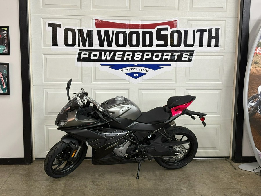 2026 CFMOTO 300SS
