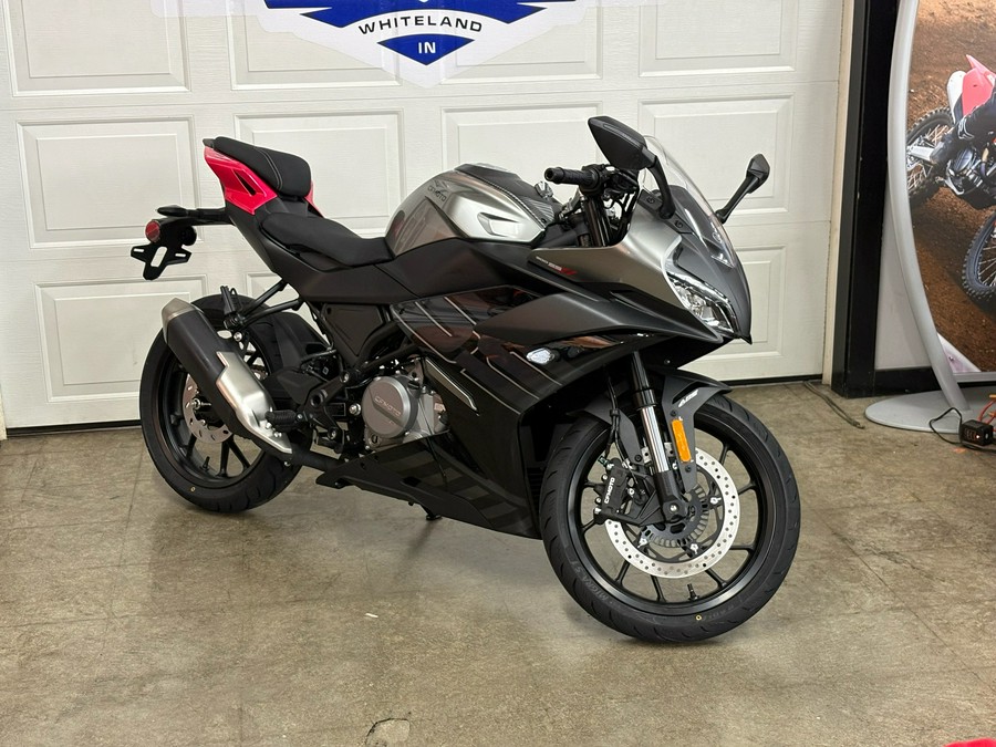 2026 CFMOTO 300SS