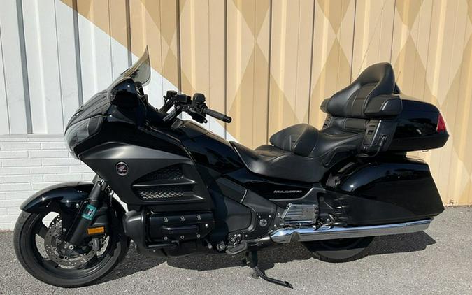 2014 Honda Gold Wing Audio / Comfort / Navi / XM