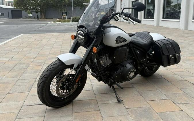 2024 Indian Chief Bobber Ghost White Metallic Smoke