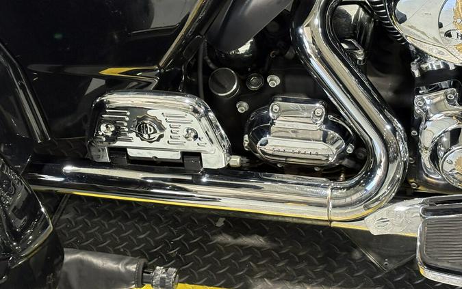 2013 Harley-Davidson® Tri Glide™ Ultra Classic® Vivid Black