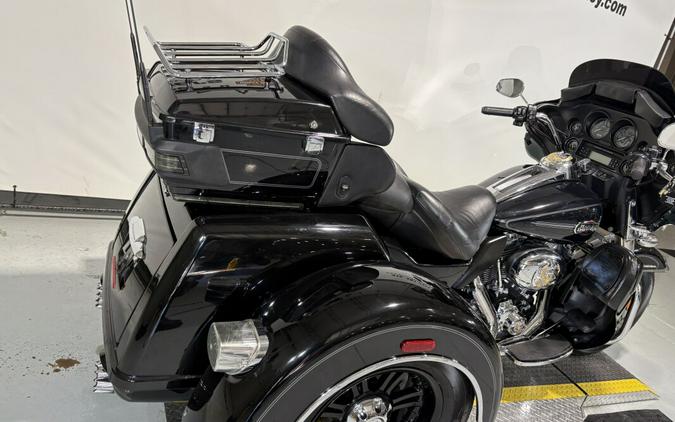 2013 Harley-Davidson® Tri Glide™ Ultra Classic® Vivid Black