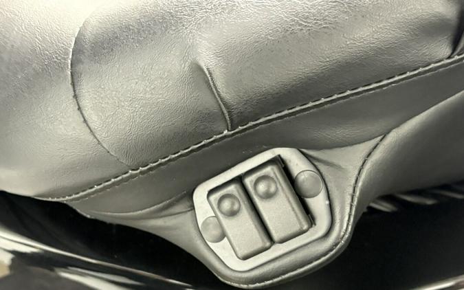 2013 Harley-Davidson® Tri Glide™ Ultra Classic® Vivid Black