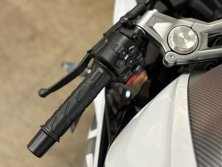 2026 CFMOTO 300SS