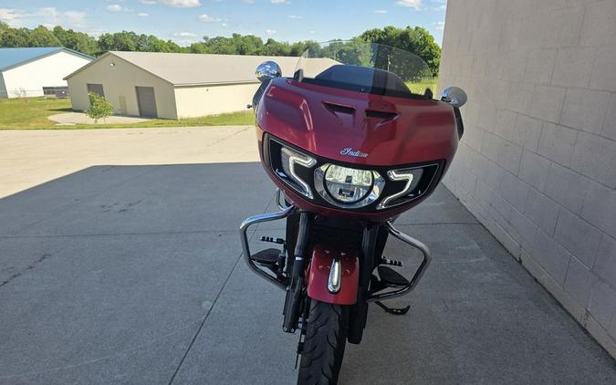 2021 Indian Motorcycle® Challenger® Limited Ruby Metallic