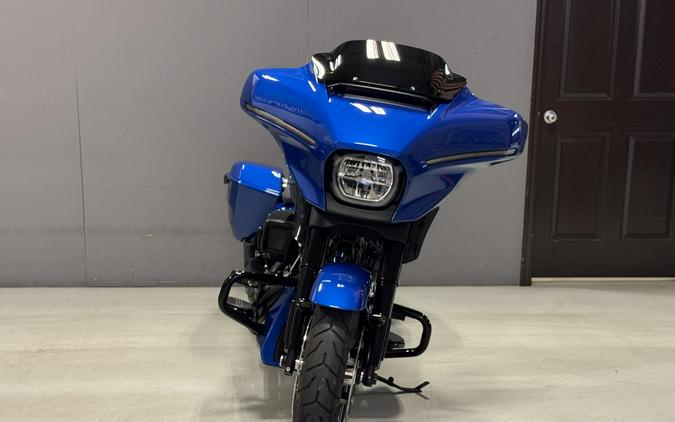 FLHX 2024 Street Glide®