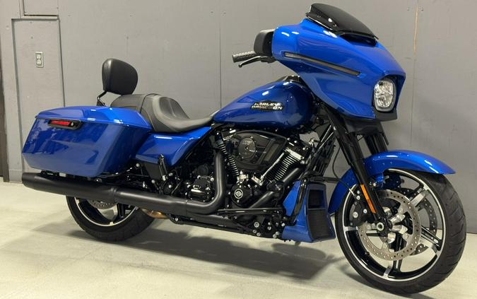 FLHX 2024 Street Glide®