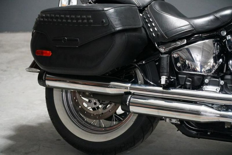 2021 Harley-Davidson® FLHC - Heritage Classic