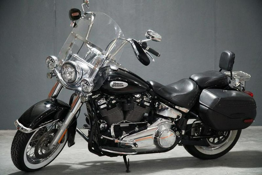 2021 Harley-Davidson® FLHC - Heritage Classic