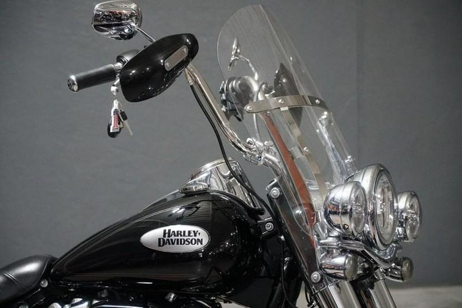 2021 Harley-Davidson® FLHC - Heritage Classic