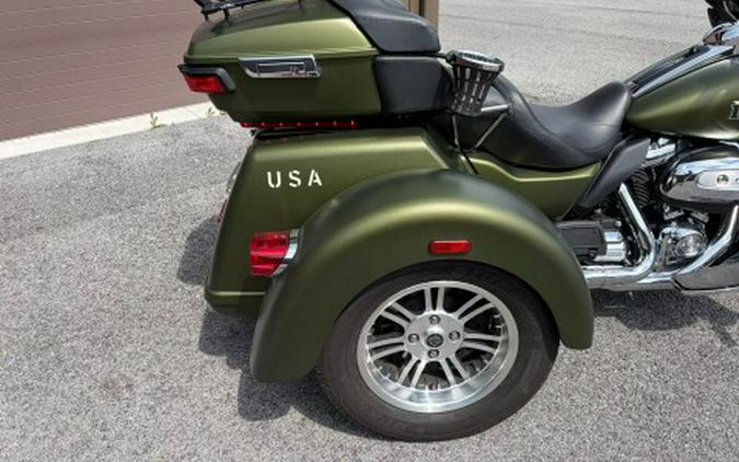2022 Harley-Davidson Tri Glide Ultra (G.I. Enthusiast Collection)