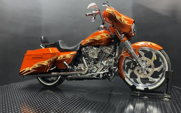 2010 Harley-Davidson® FLHXSE - CVO™ Street Glide®