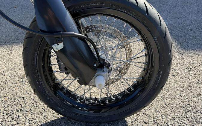 2022 Suzuki DR-Z400SM