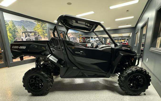 2025 Can-Am Commander XT 700
