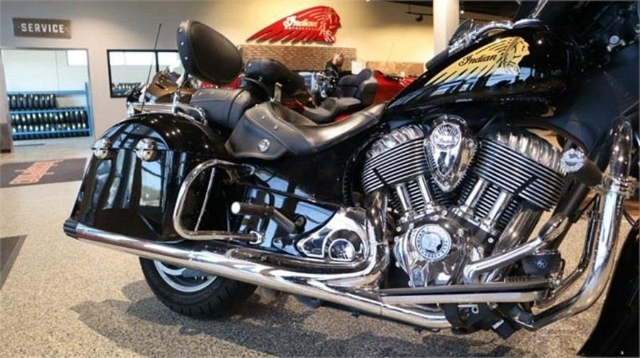 2014 Indian Motorcycle® Chieftain™ Thunder Black