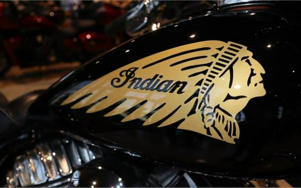 2014 Indian Motorcycle® Chieftain™ Thunder Black