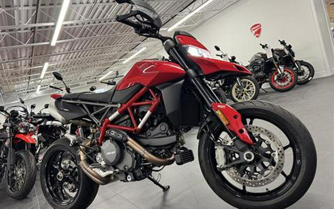 2025 Ducati Hypermotard 950